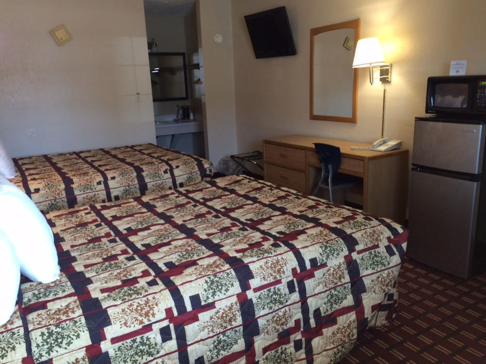 Economy Inn